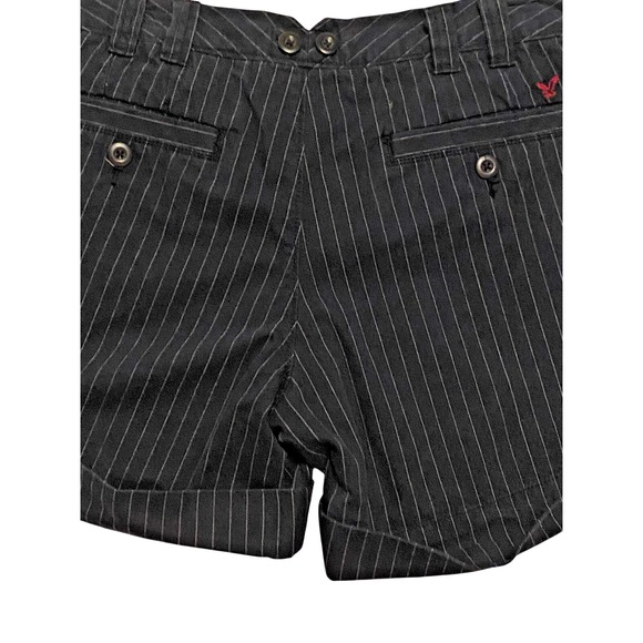 LADIES AMERICAN EAGLE OUTFITTERS LIVE YOUR LIFE SHORTS PIN STRIPE SIZE 10 B30-05 - Picture 2 of 9
